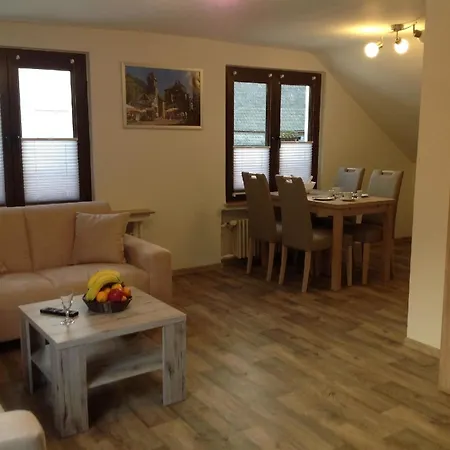 Apartment Fuer 3 Personen Ca 50 M In Monschau, Mittelgebirge Deutschland Eifel *