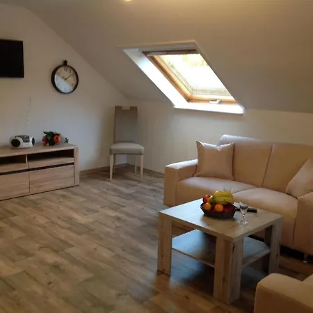 Apartment Fuer 3 Personen Ca 50 M In Monschau, Mittelgebirge Deutschland Eifel Monschau